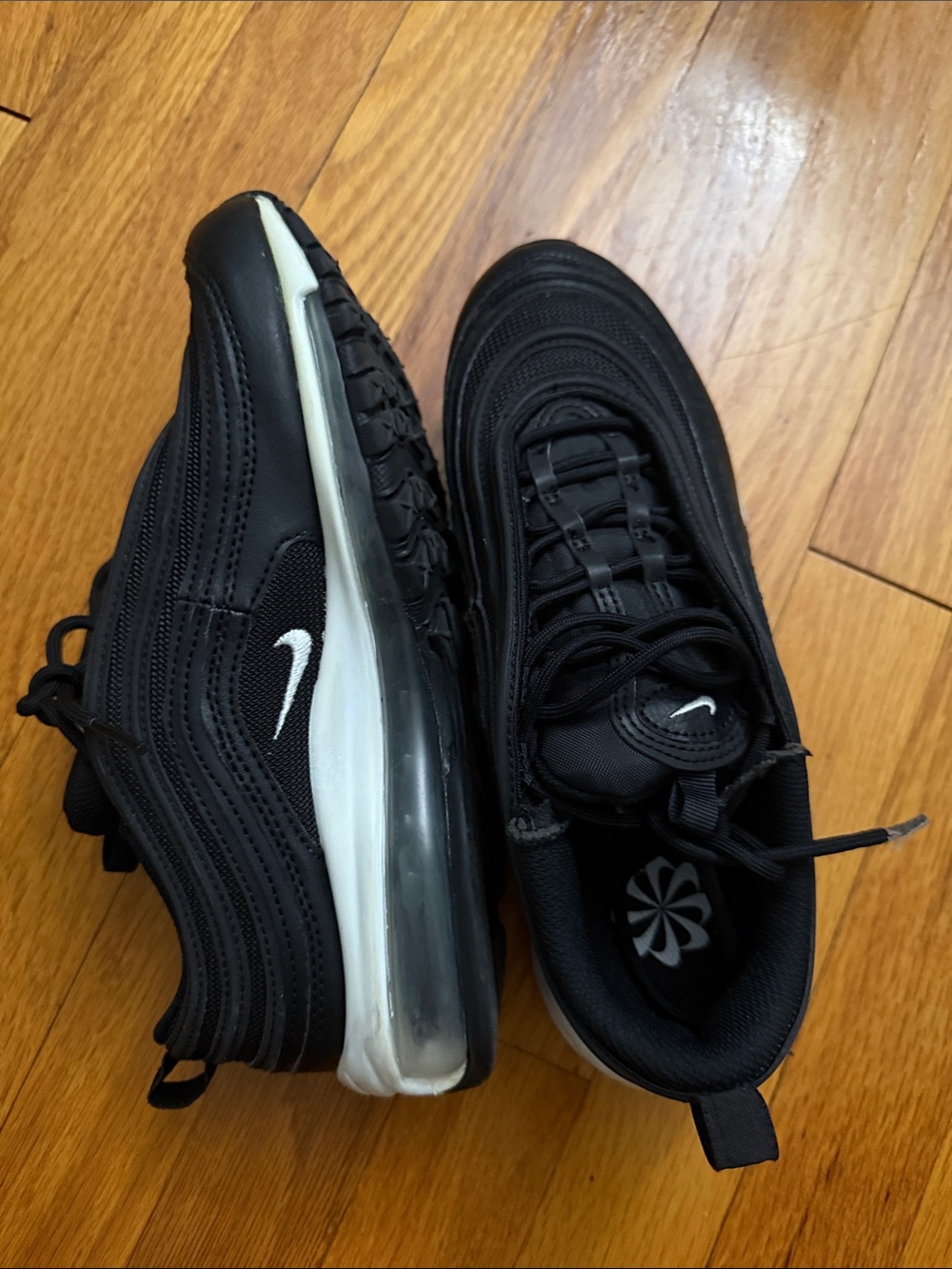 Nike Black/White Air Max 97